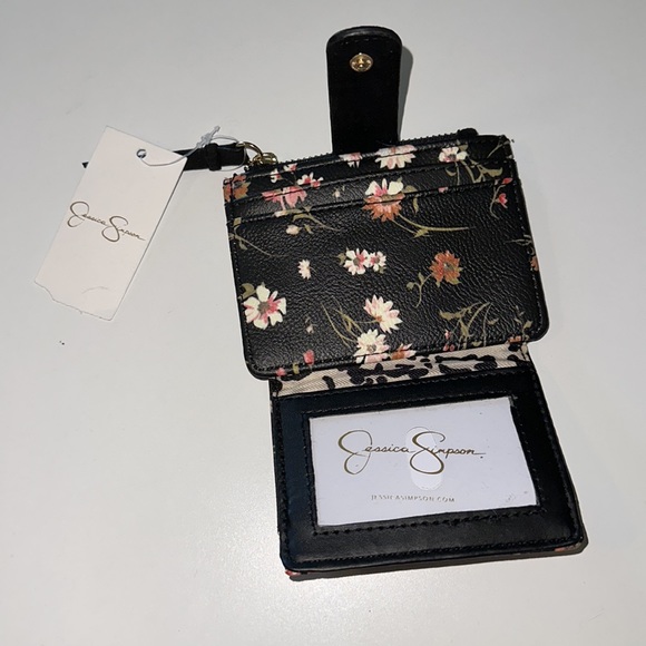 NWT Jessica Simpson Floral Wallet - Picture 4 of 4